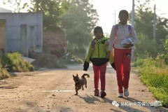 用您的眼界，改變孩子們的視界！